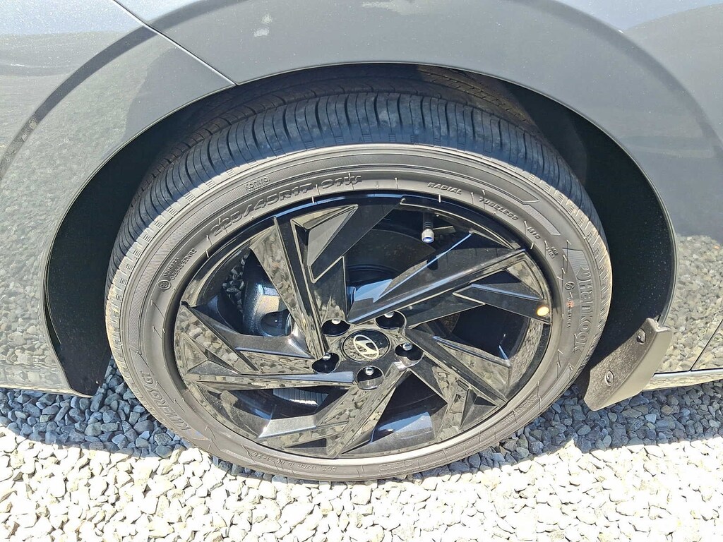 New 2026 Hyundai Elantra SEL Sport Sedan