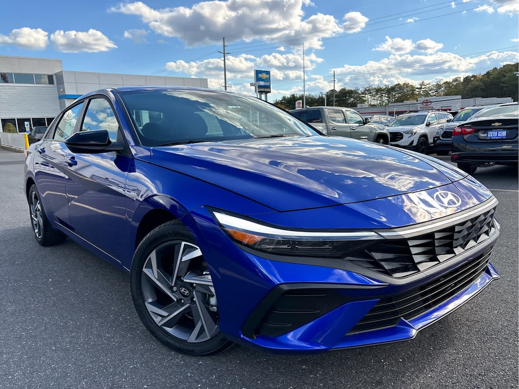 Certified 2025 Hyundai Elantra SEL Sport Sedan