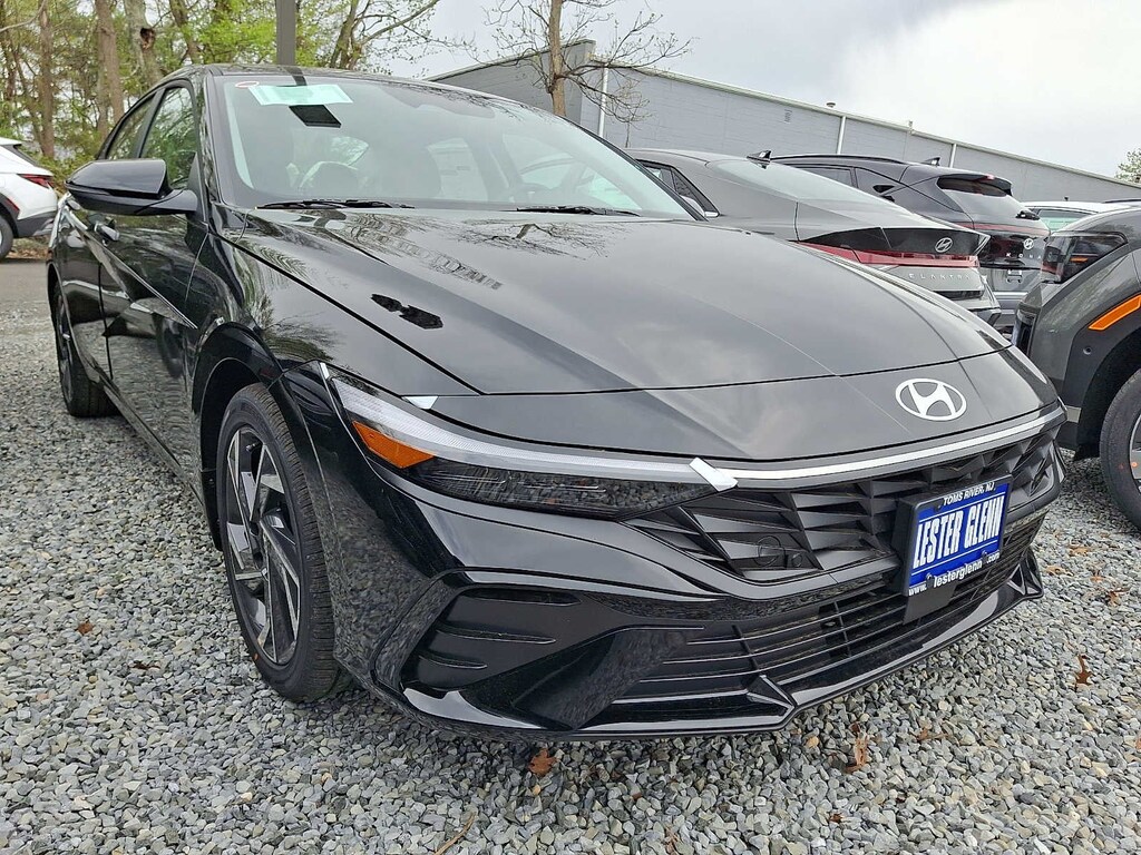 New 2026 Hyundai Elantra Limited Sedan