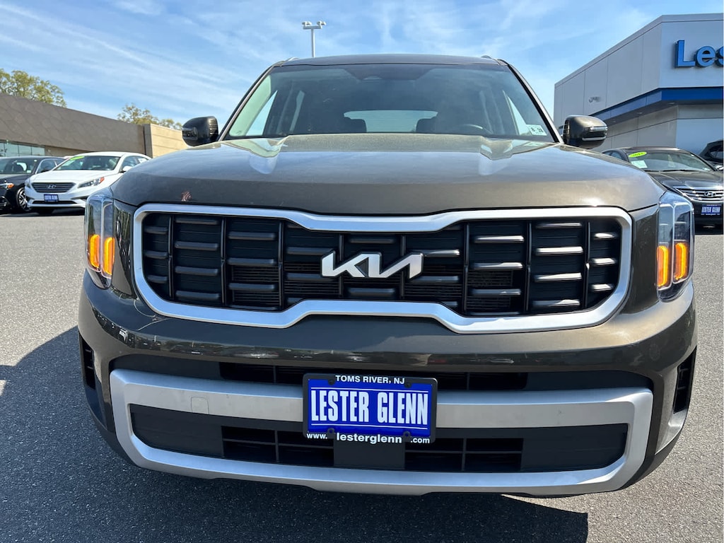 Used 2024 Kia Telluride S SUV