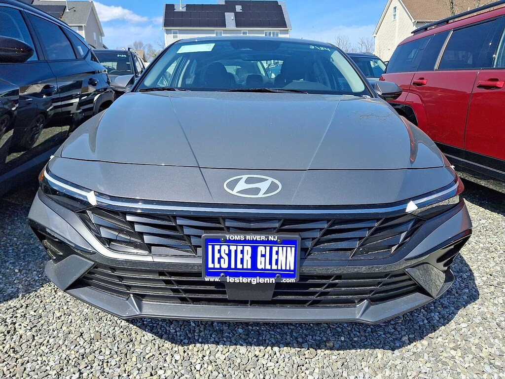 New 2026 Hyundai Elantra Limited Sedan