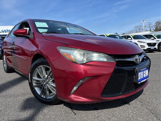 2016 Toyota Camry LE Sedan