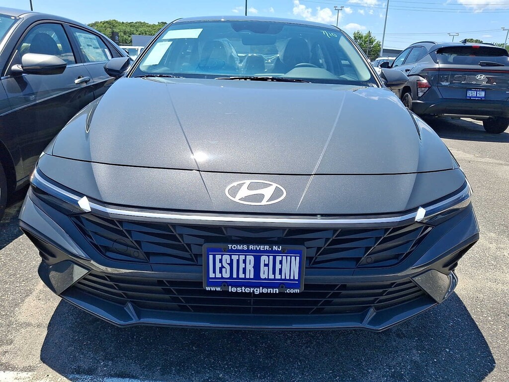 New 2026 Hyundai Elantra SE Sedan