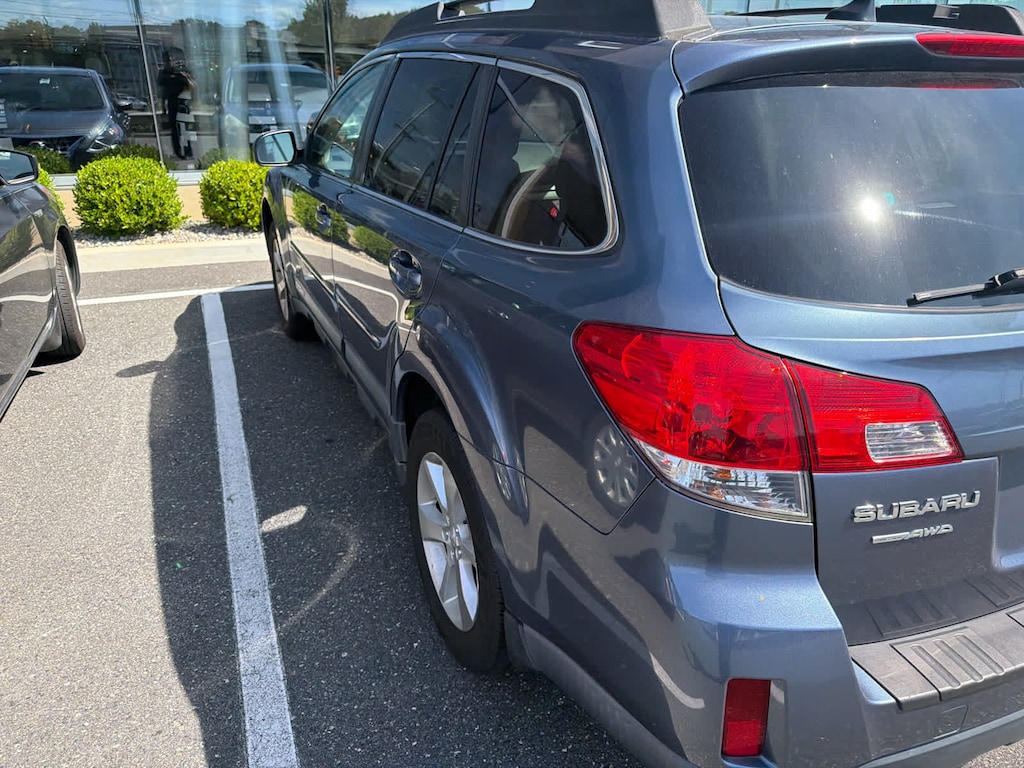 Used 2014 Subaru Outback 3.6R Limited (A5) SUV