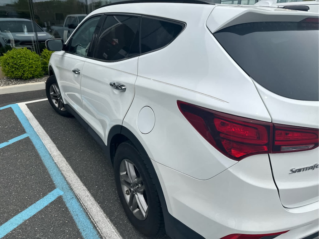 Used 2017 Hyundai Santa Fe Sport 2.4L SUV