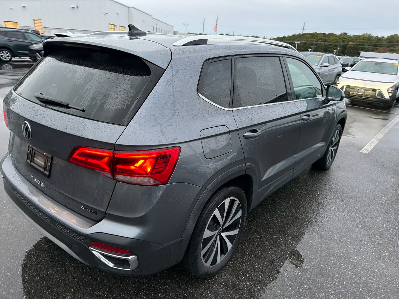 Used 2022 Volkswagen Taos 1.5T SE 4MOTION SUV