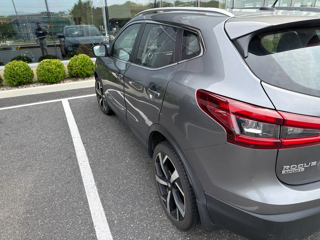 Used 2021 Nissan Rogue Sport SL SUV