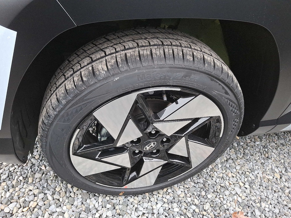 New 2026 Hyundai Kona Limited SUV