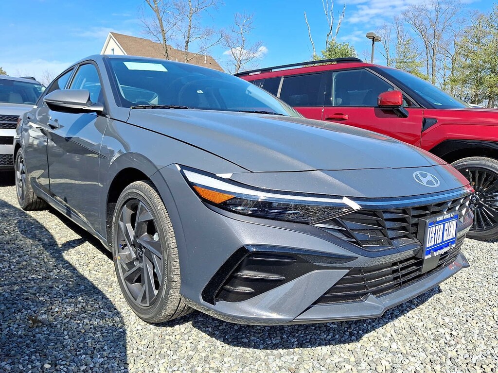 New 2026 Hyundai Elantra Limited Sedan