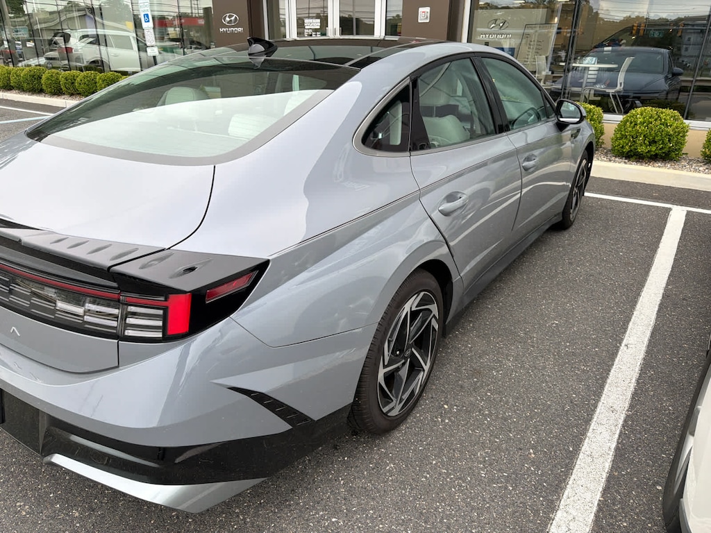 Certified 2024 Hyundai Sonata SEL Sedan