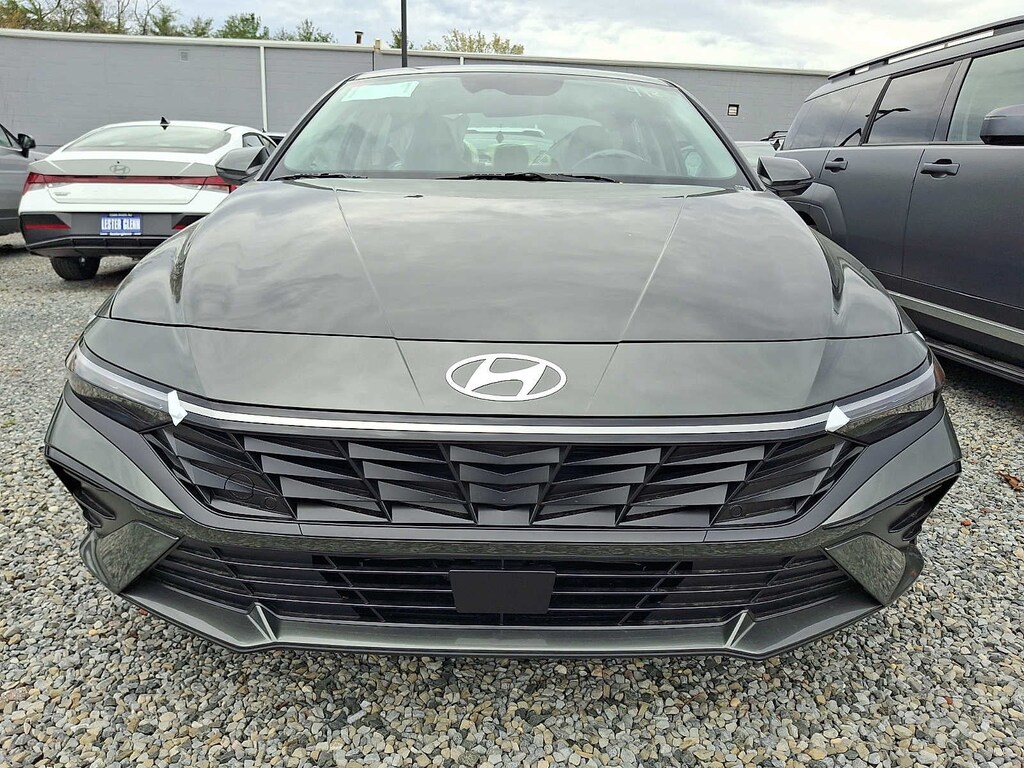 New 2026 Hyundai Elantra Limited Sedan