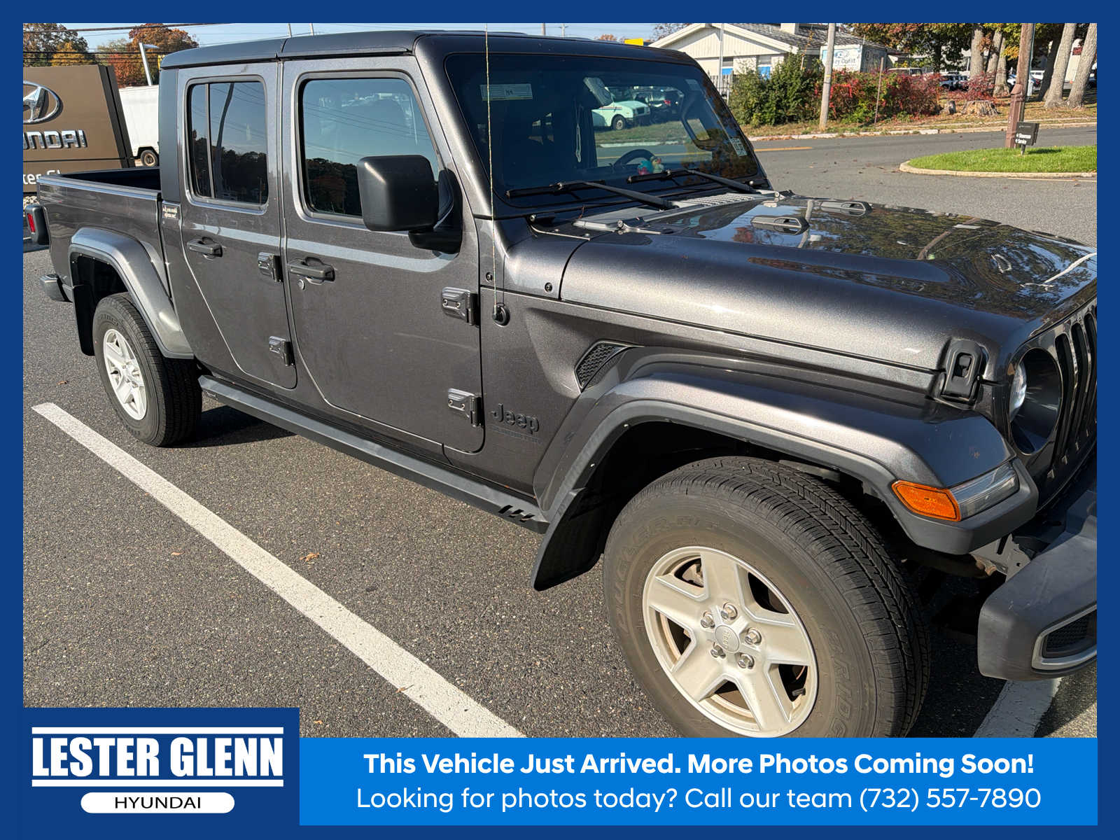 Used 2022 Jeep Gladiator Sport Truck Crew Cab