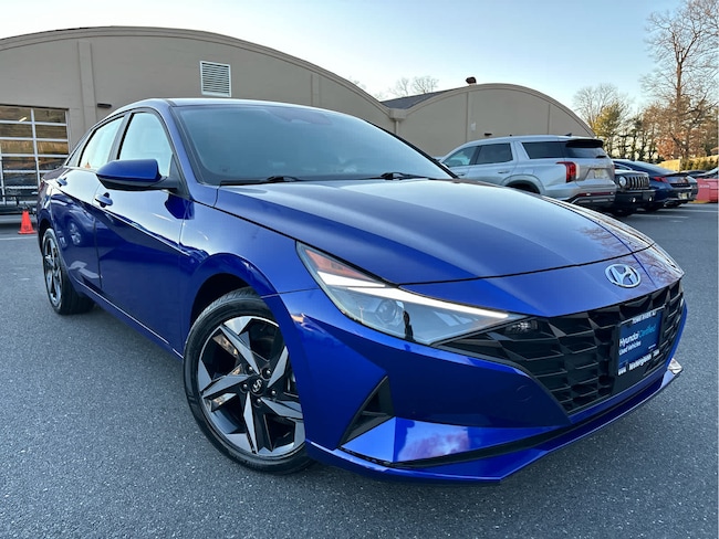 2023 Hyundai Elantra SEL Sedan