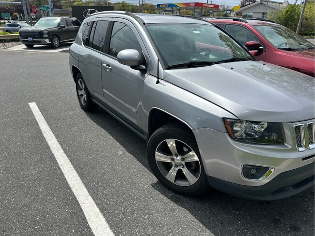 2016 Jeep Compass Latitude 4x4 SUV