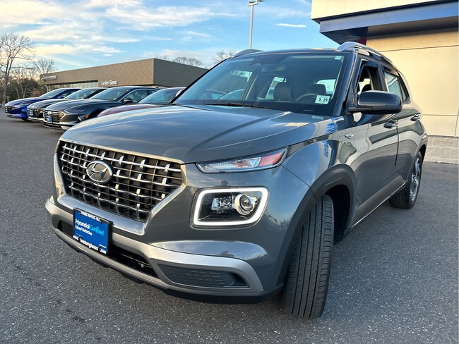 2024 Hyundai Venue Limited SUV