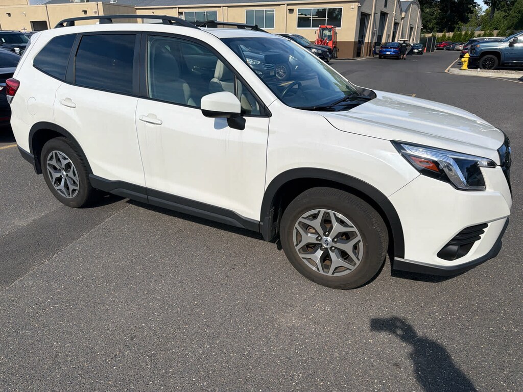 Used 2023 Subaru Forester Premium SUV