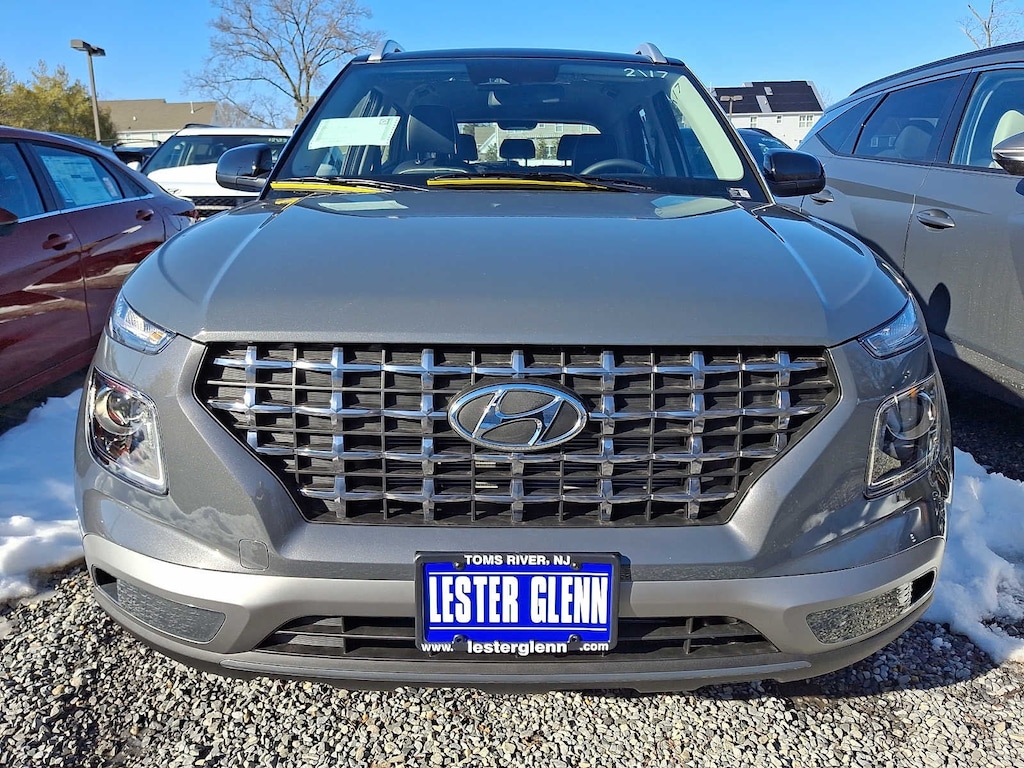New 2026 Hyundai Venue SEL w/Two-Tone Roof SUV