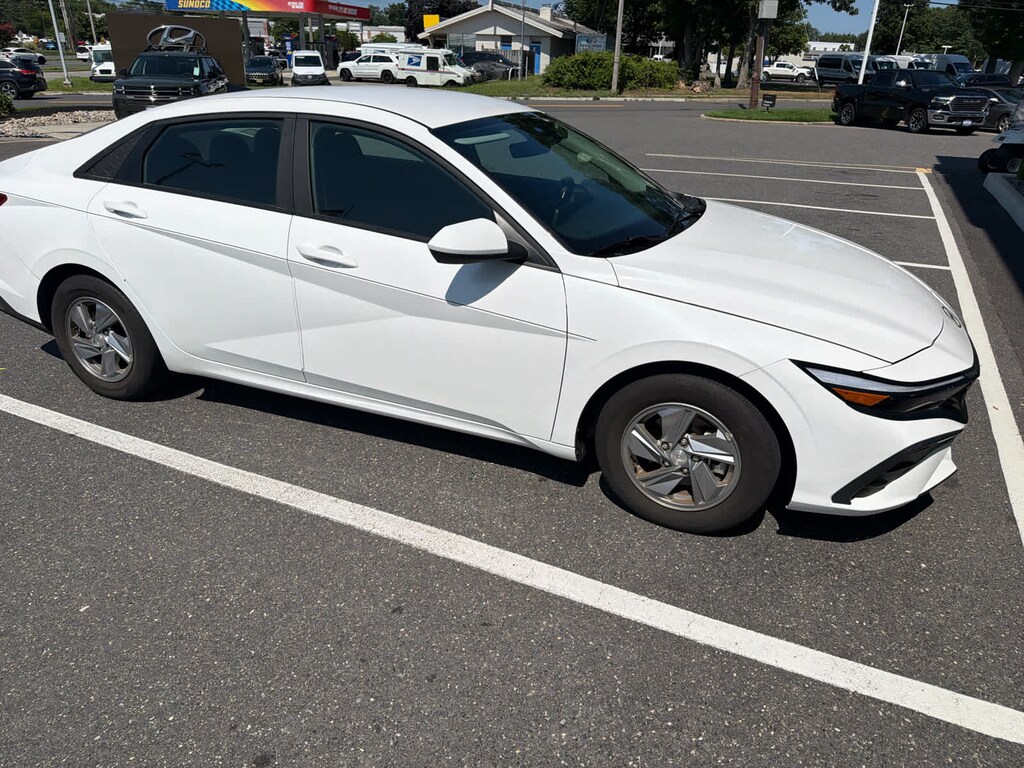 Certified 2024 Hyundai Elantra SE Sedan