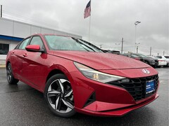 2023 Hyundai Elantra SEL Sedan