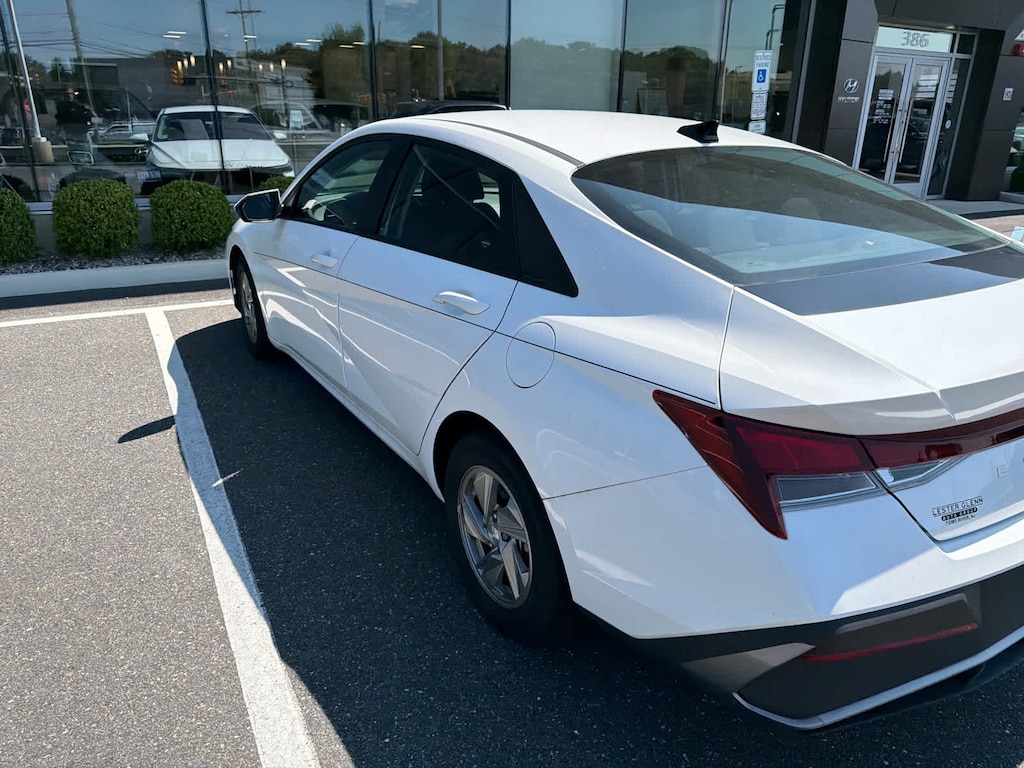 Certified 2024 Hyundai Elantra SE Sedan