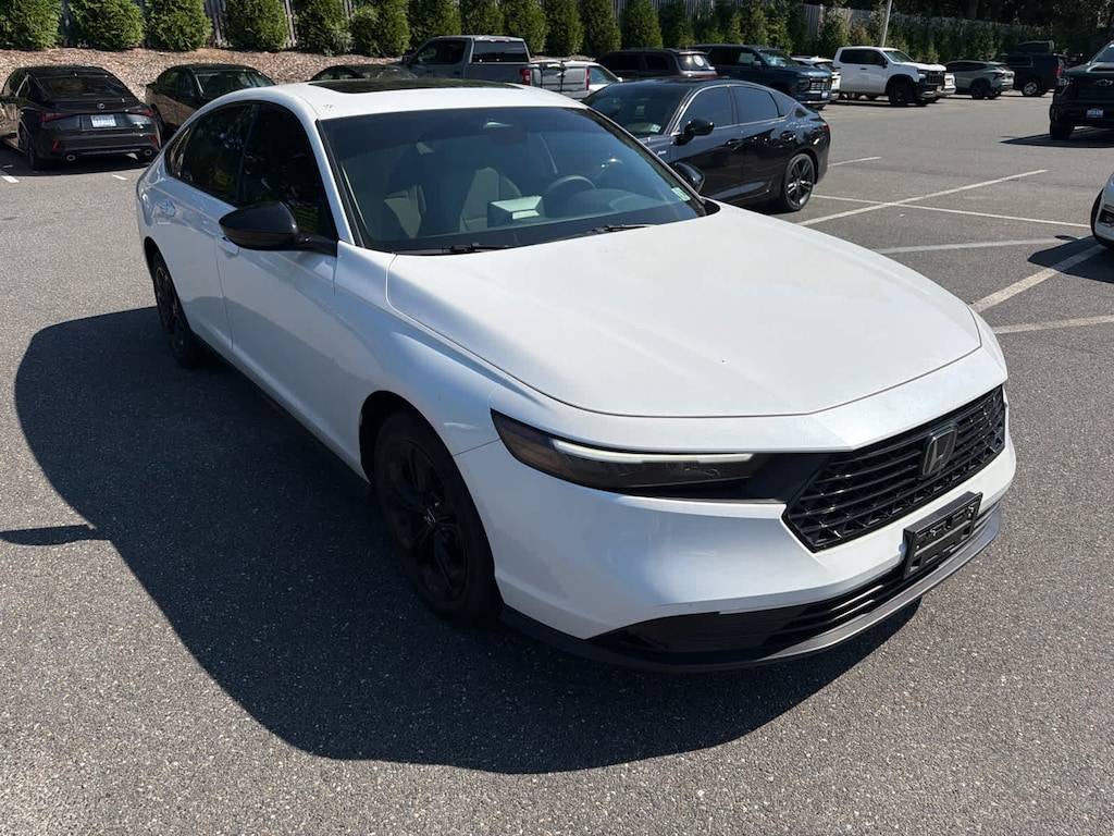 Used 2025 Honda Accord SE Sedan