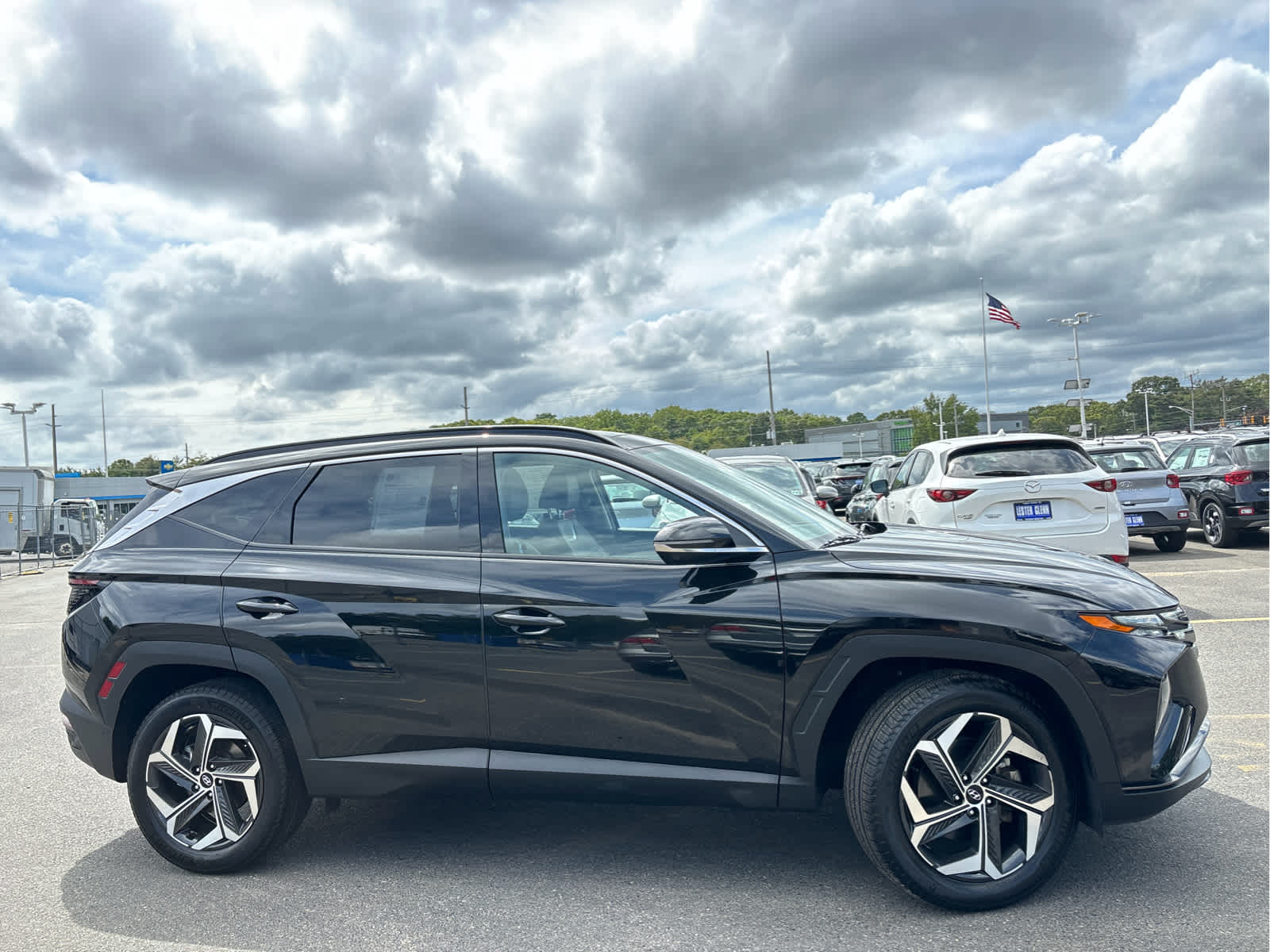 2023 Hyundai Tucson Limited photo 3