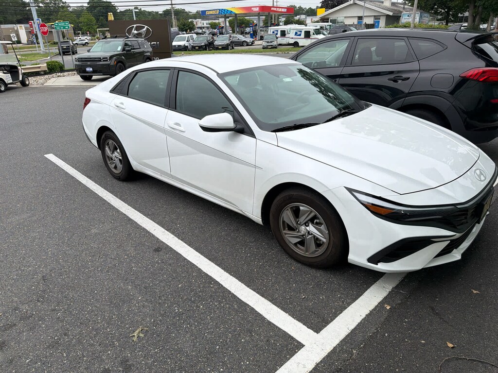 Certified 2024 Hyundai Elantra SE Sedan