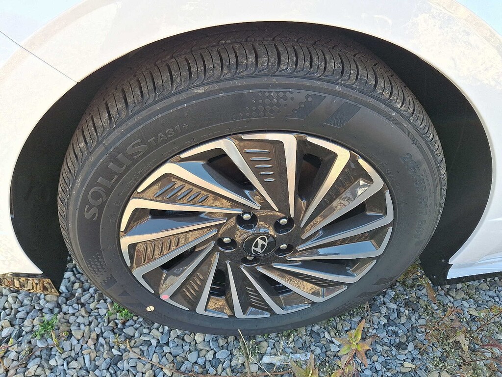 New 2026 Hyundai Sonata Hybrid Limited Sedan