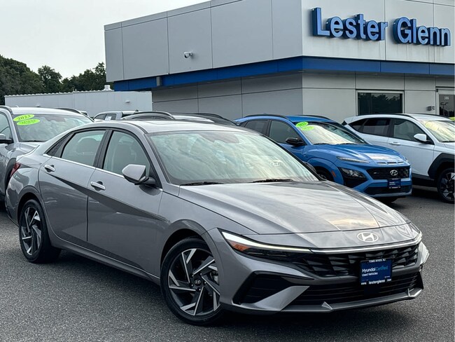 2024 Hyundai Elantra SEL Sedan