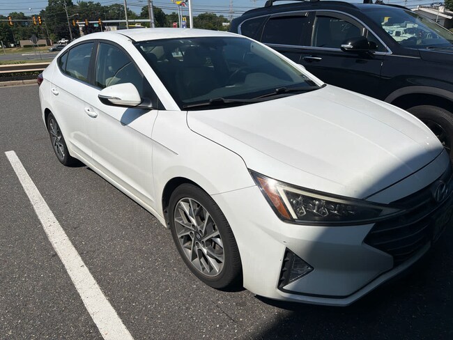 2020 Hyundai Elantra Limited Sedan