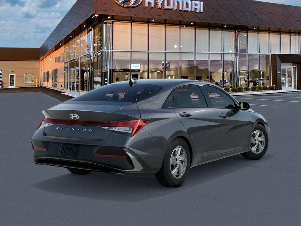 New 2026 Hyundai Elantra SE Sedan