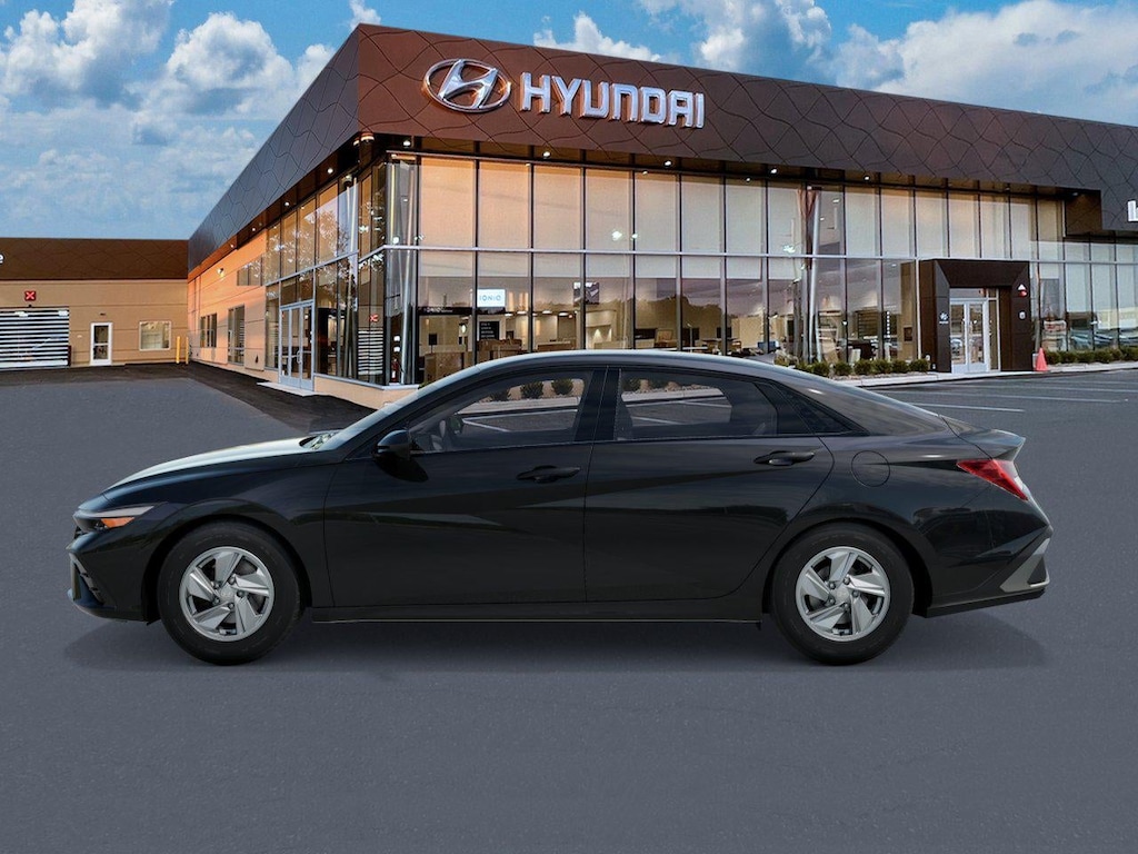 New 2026 Hyundai Elantra SE Sedan