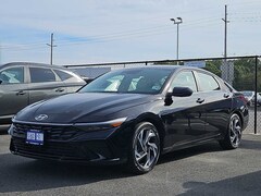 2025 Hyundai Elantra Limited Sedan