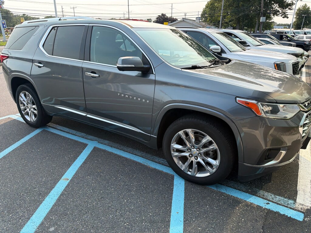 Used 2021 Chevrolet Traverse High Country SUV