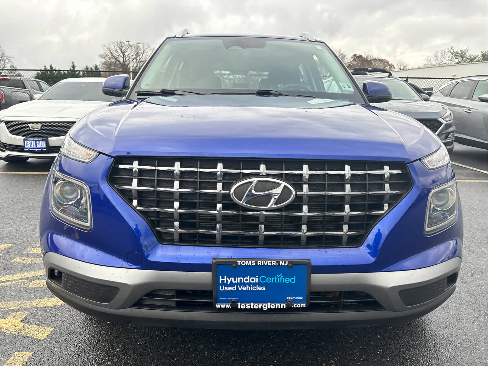 2023 Hyundai Venue SEL photo 3