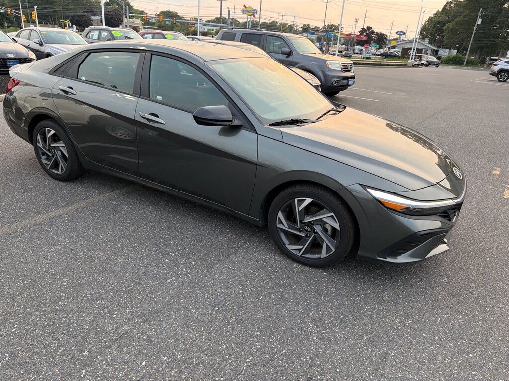 Certified 2025 Hyundai Elantra SEL Sport Sedan
