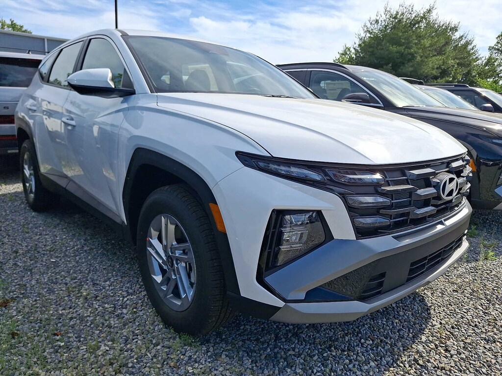 New 2026 Hyundai Tucson SE SUV