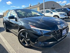 2023 Hyundai Elantra SEL Sedan