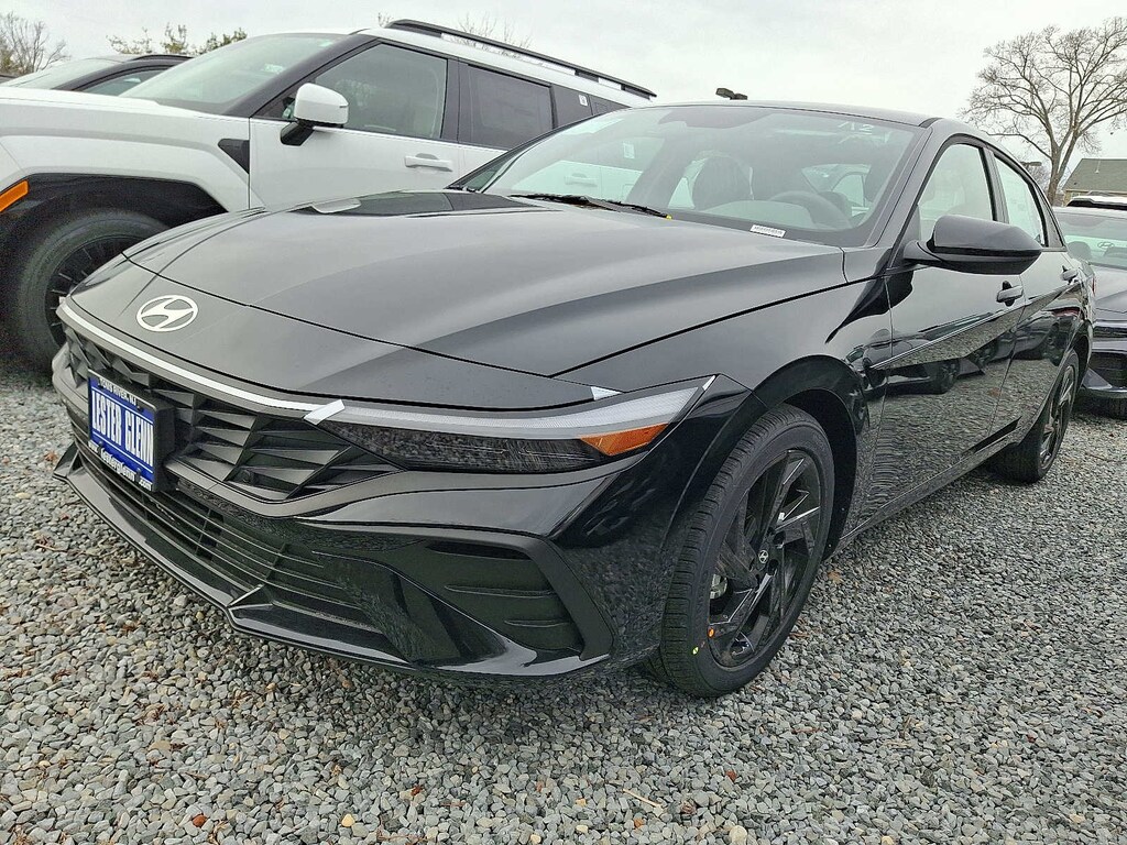 New 2026 Hyundai Elantra SEL Sport Sedan
