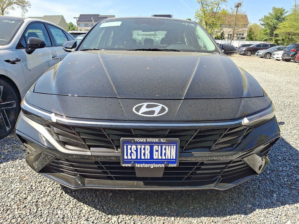 New 2026 Hyundai Elantra Limited Sedan