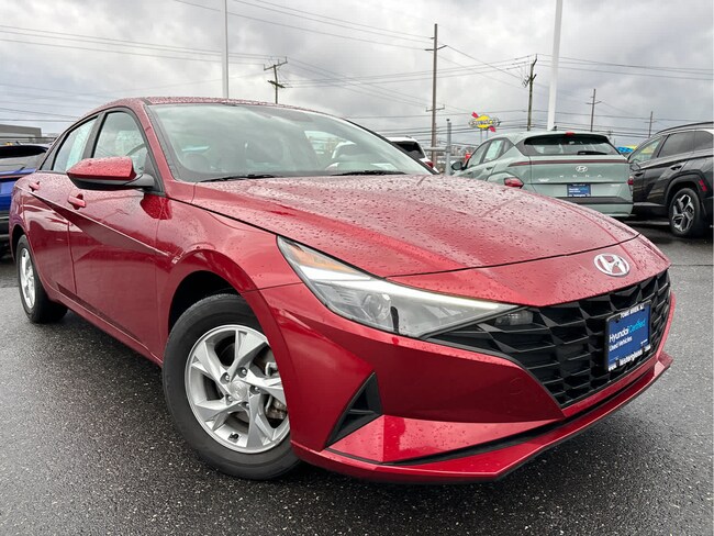 2023 Hyundai Elantra SE Sedan