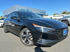 2023 Hyundai Elantra SEL Sedan