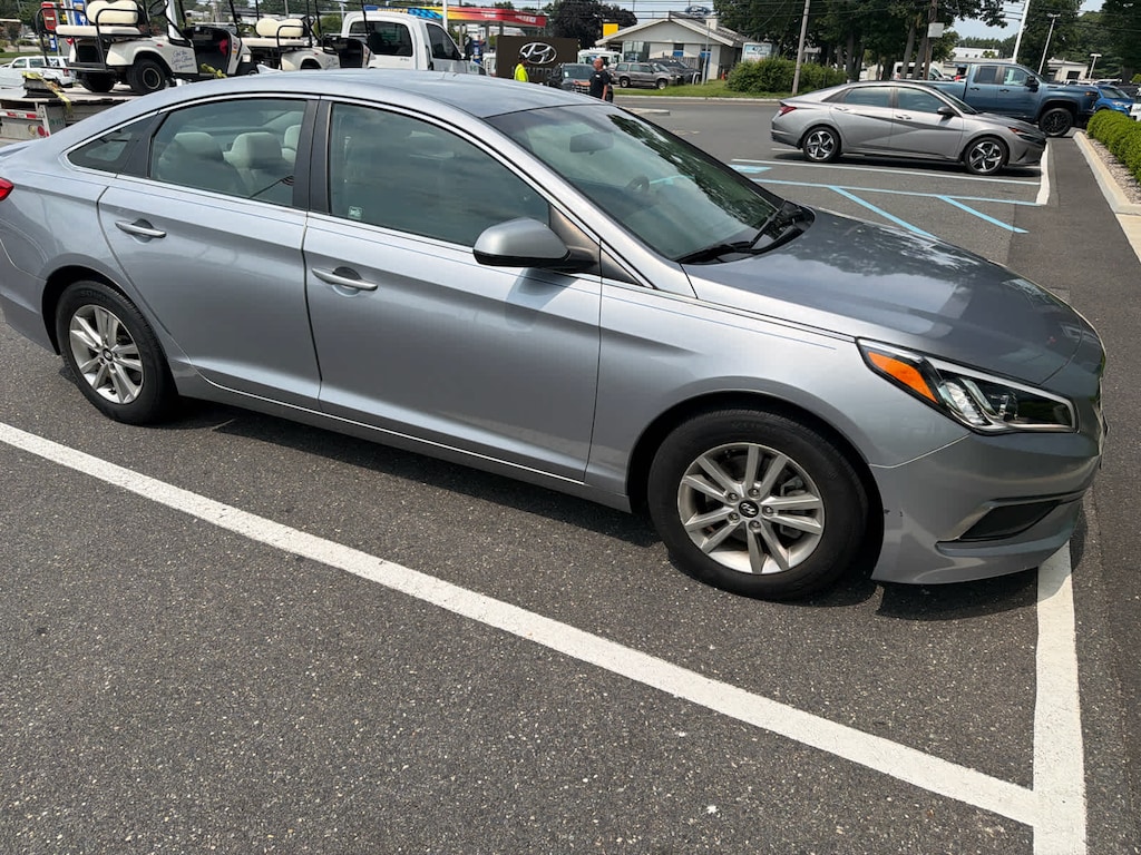 Used 2017 Hyundai Sonata w/PZEV Sedan