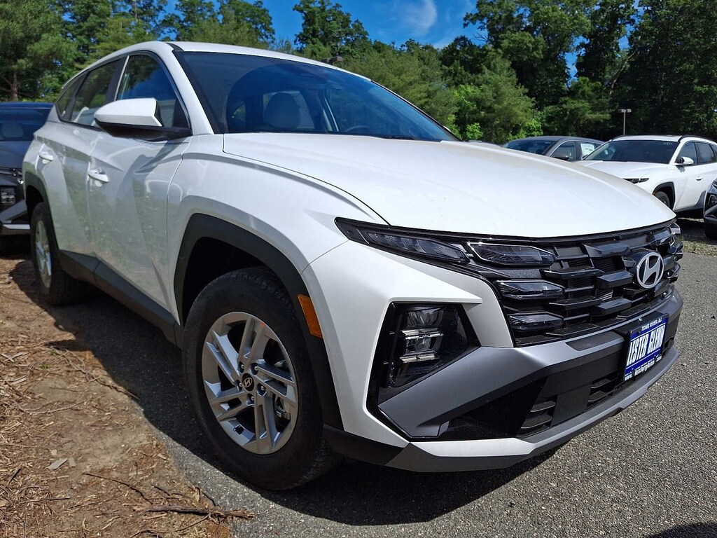 New 2026 Hyundai Tucson SE SUV