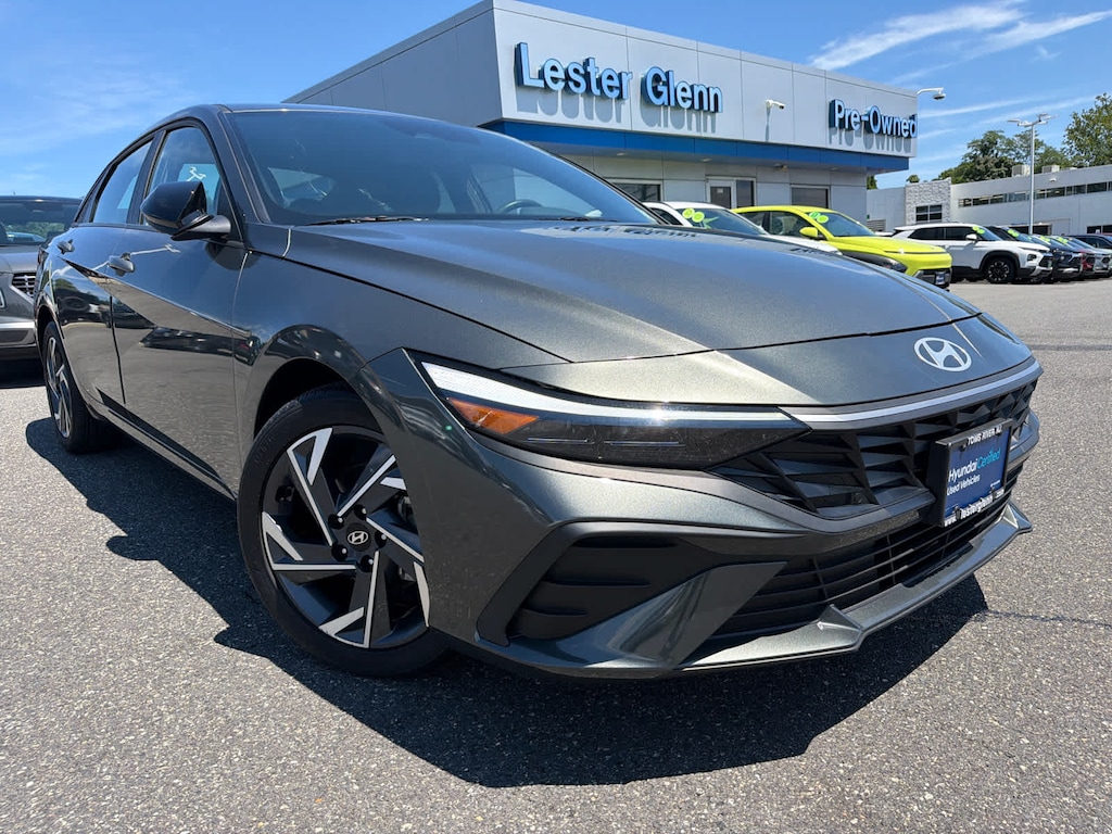 Certified 2025 Hyundai Elantra SEL Sport Sedan