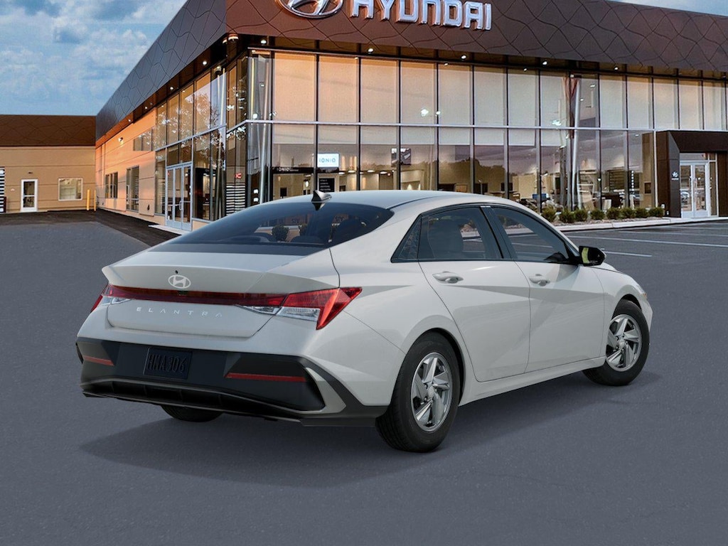 New 2026 Hyundai Elantra SE Sedan