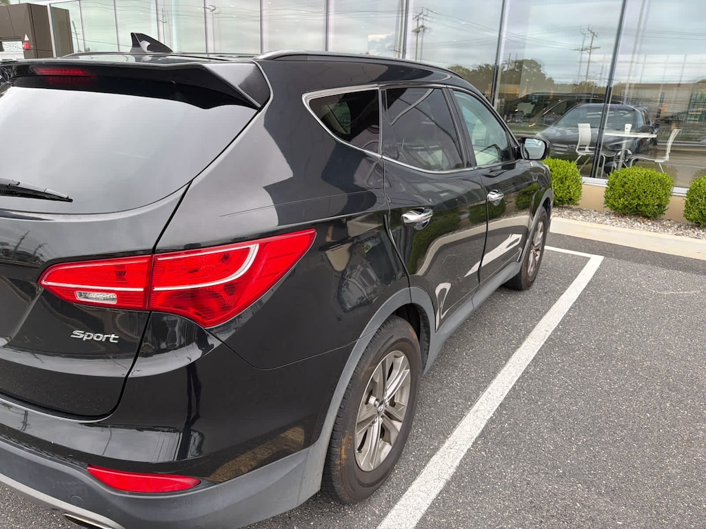 Used 2016 Hyundai Santa Fe Sport 2.4L SUV