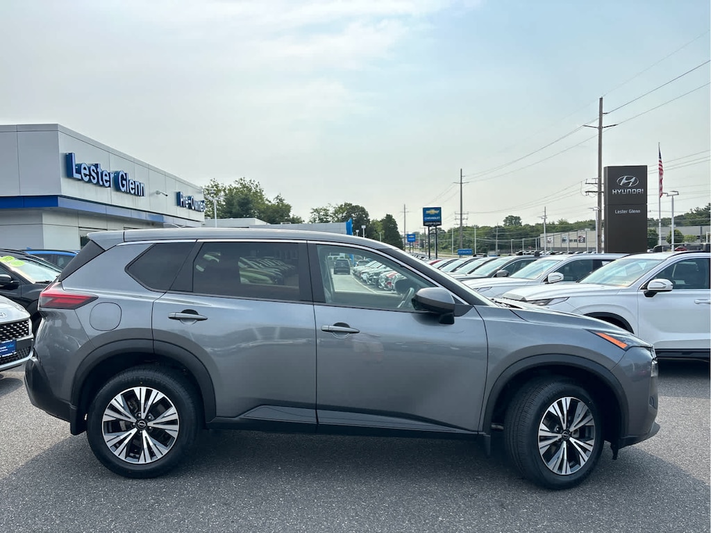 Used 2023 Nissan Rogue SV SUV