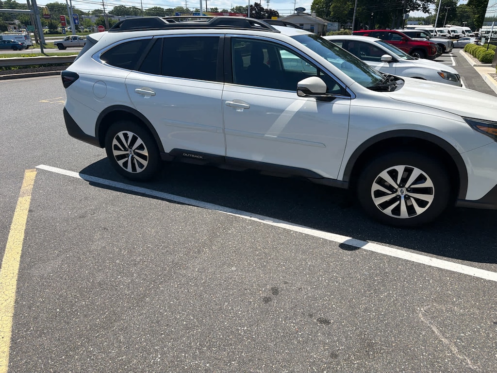 Used 2021 Subaru Outback Premium SUV