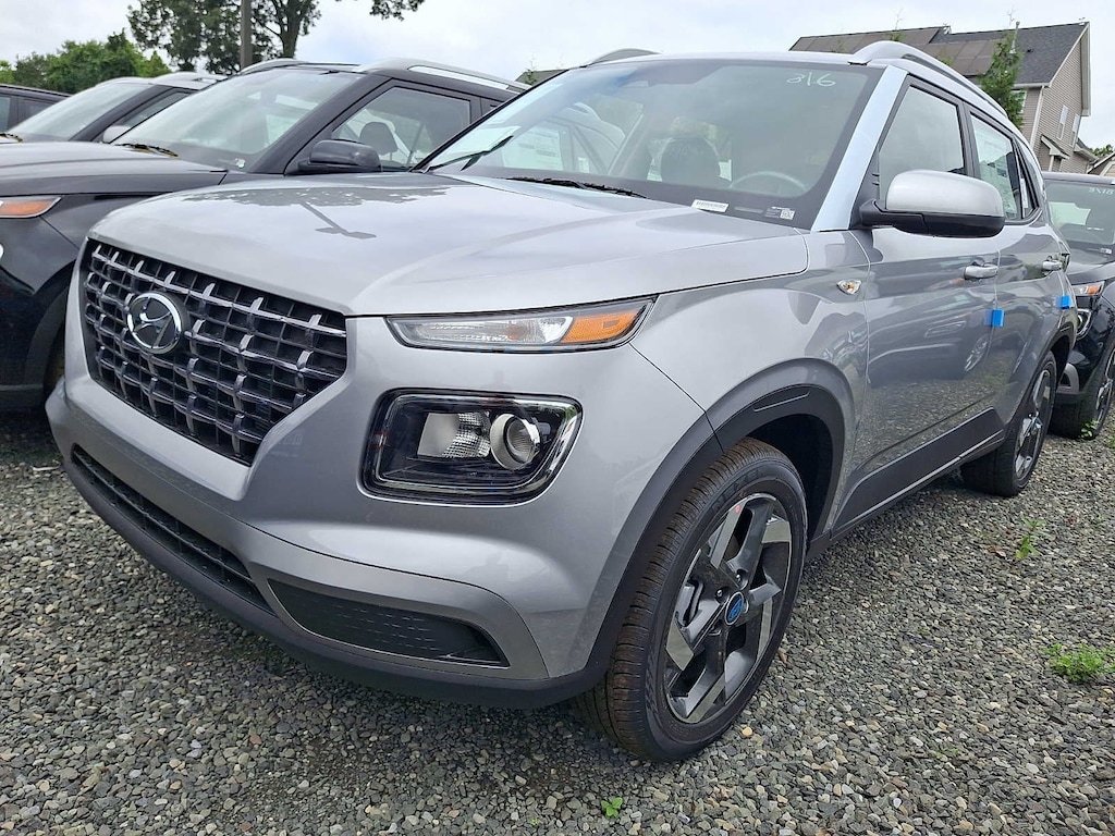 New 2026 Hyundai Venue SEL SUV